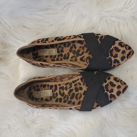 Steve Madden Shoes - Steve Madden leopard Mob Wife  flats shoe size 8.5